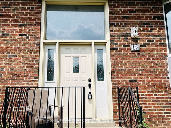 3rd image of 16 Lochinvar Cres