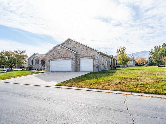 4th image of 1586 S Parkway Ct