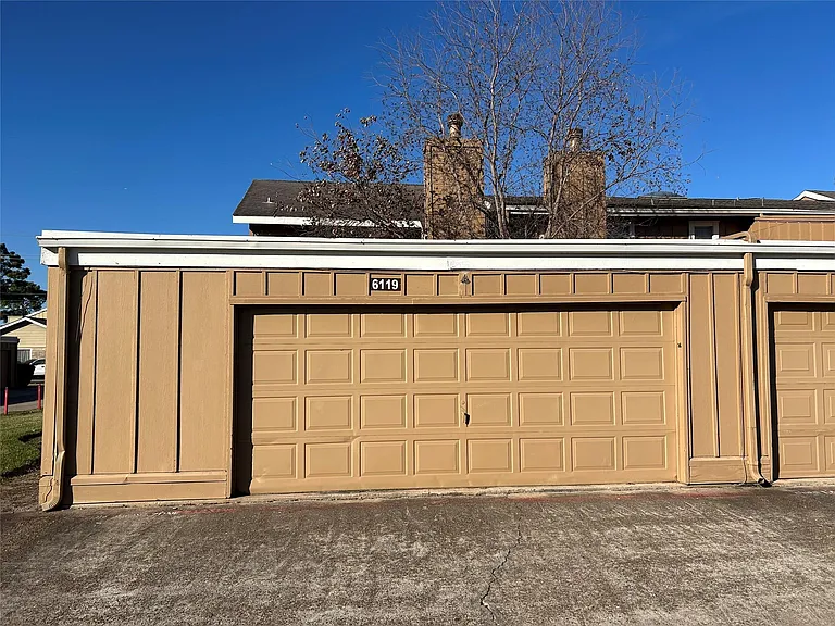 6119 Dryad Dr — Photo 16