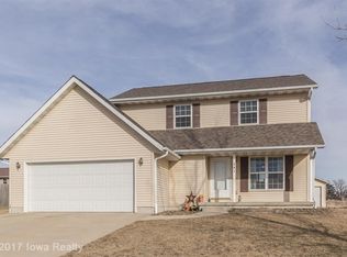 201 SE 16th St, Stuart, IA 50250