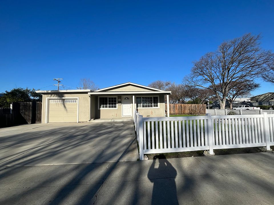 1st image of 111 Garner Dr