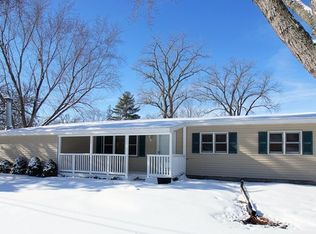 136 Eastwood Ln, Port Barrington, IL