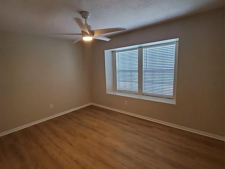 2514 Windswept Dr — Photo 30