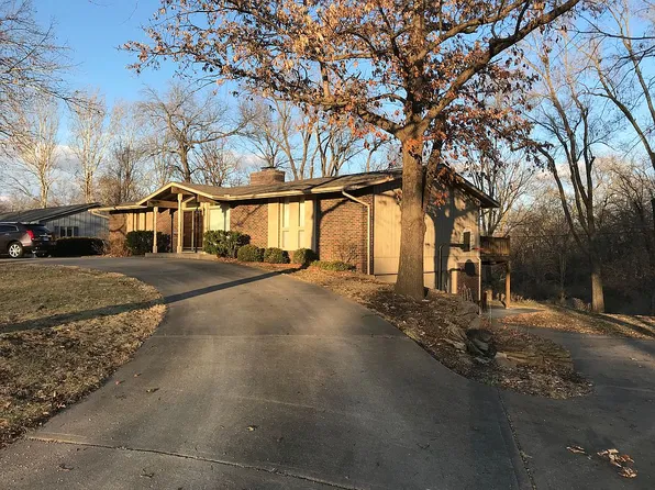 1341 S Mulberry St, Ottawa, KS 66067