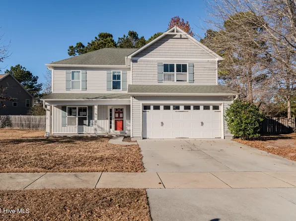 102 Bunchberry Ct, Hampstead, NC 28443