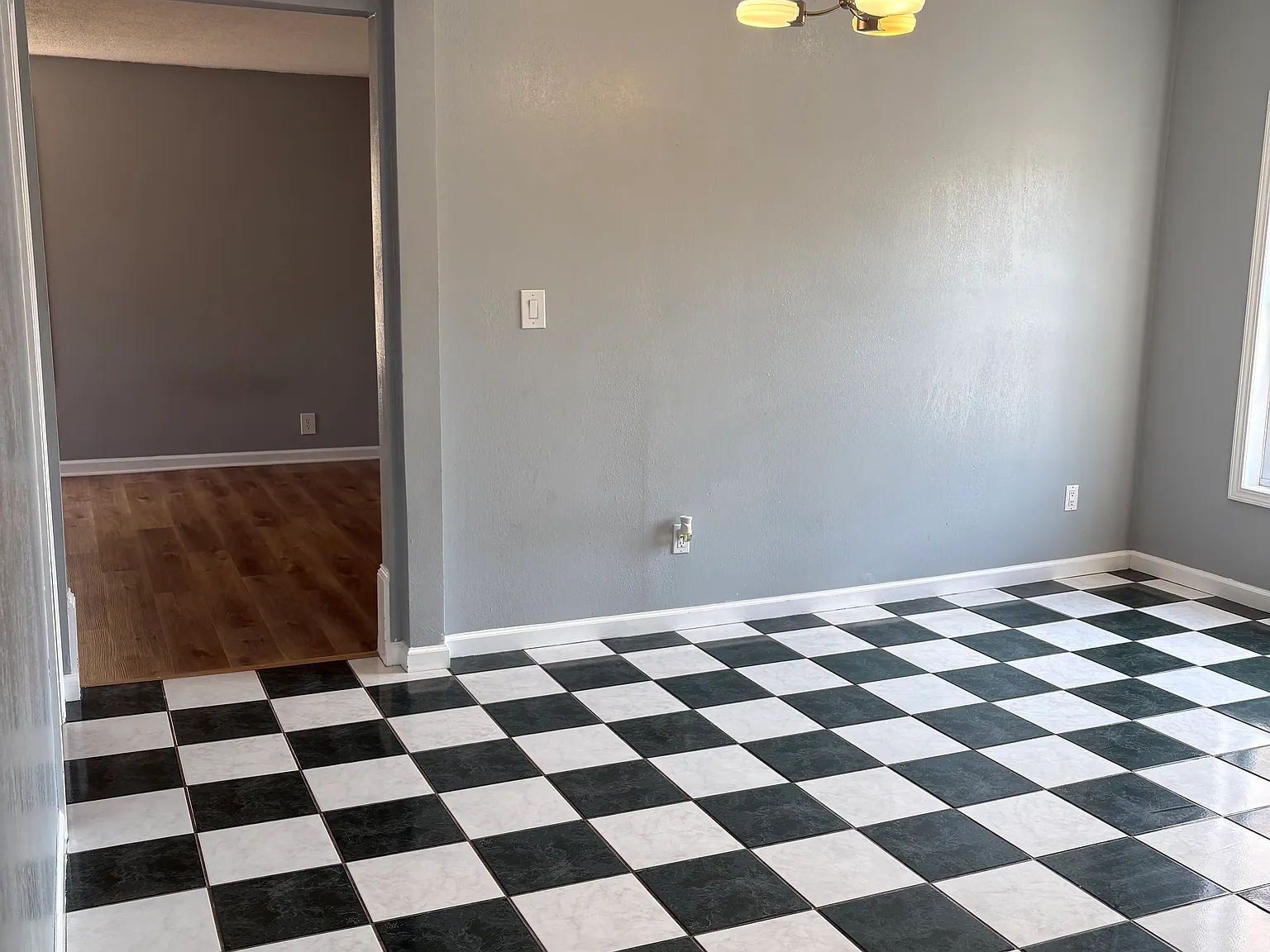 2 bed, $1,200 — Photo 3