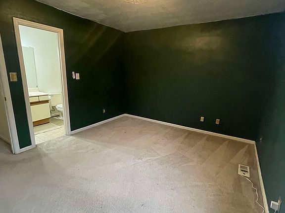 2nd image of 1214 Stockley Gdns APT 306