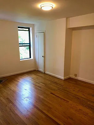 Rented by Warren T Real Estate Corp. | media 18