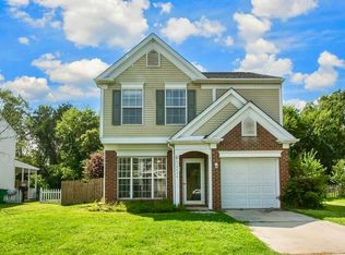 10429 Roundleaf Dr, Charlotte, NC 28213