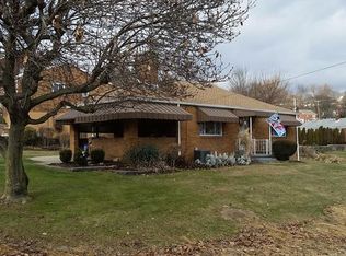 55 Sunrise Dr, Pittsburgh, PA 15236