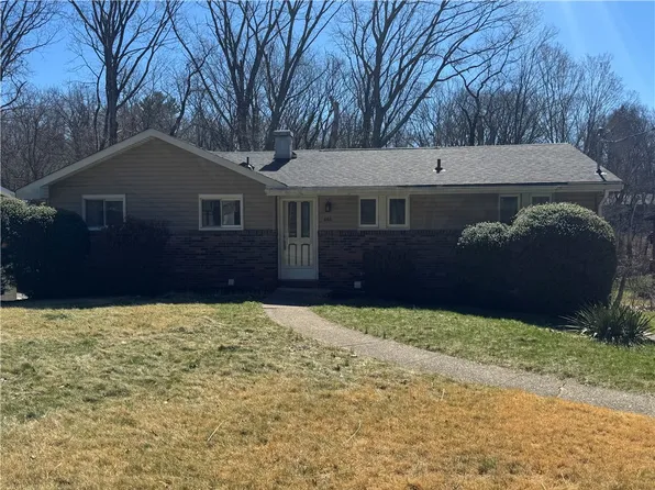 446 Amherst Ave, Coraopolis, PA 15108