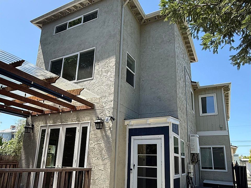 1st image of 3033 Ellis St #B