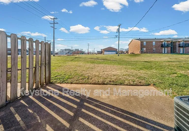 3312 Royster Ln #B — Photo 15