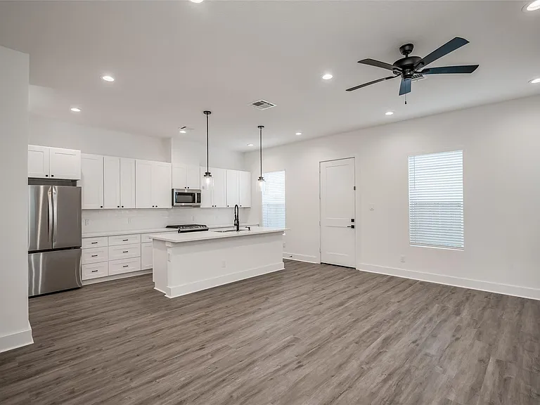 1216 McNeil St — Photo 30