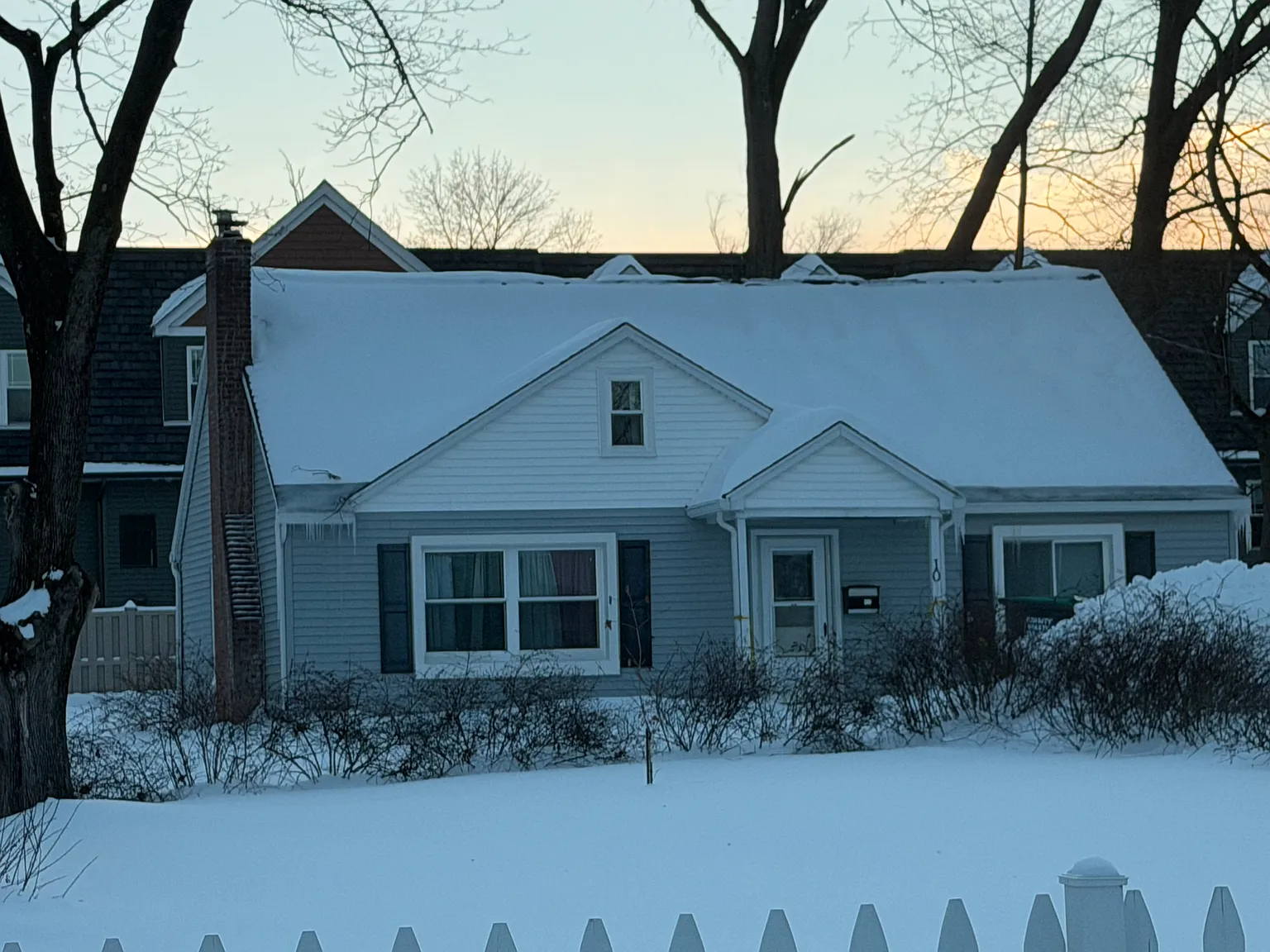 6 bed, 2861 sqft, $5,000 — Photo 2