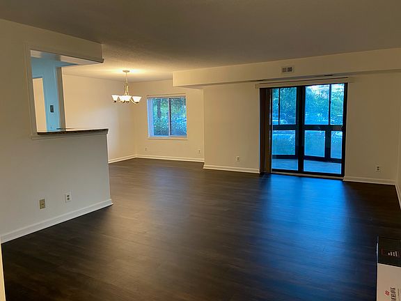 Huge condo - almost 1000 square feet - living room, separate dining space and enclosed balcony with brand-new sliding glass door