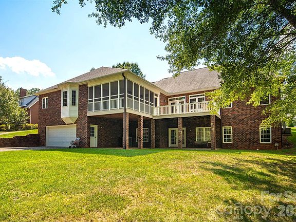 5th image of 3808 Falling Creek Rd NE