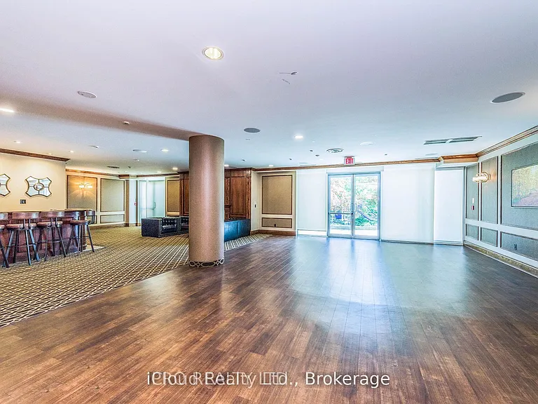 156 Enfield Pl #302 — Photo 29