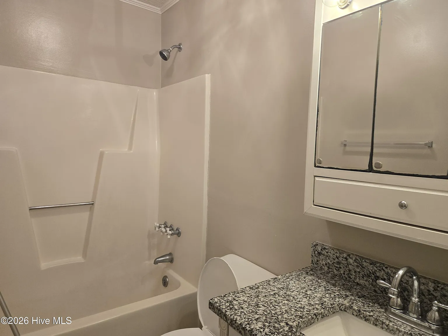 2 bed, 2.0 bath, 1255 sqft, $1,300 — Photo 4