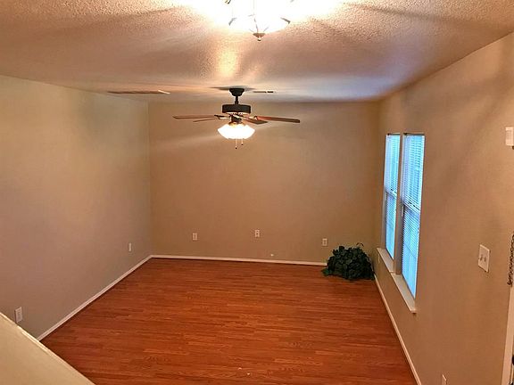 4th image of 21016 Aldens Oak #60