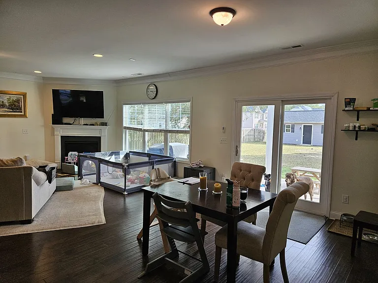 538 Saratoga Rd — Photo 10