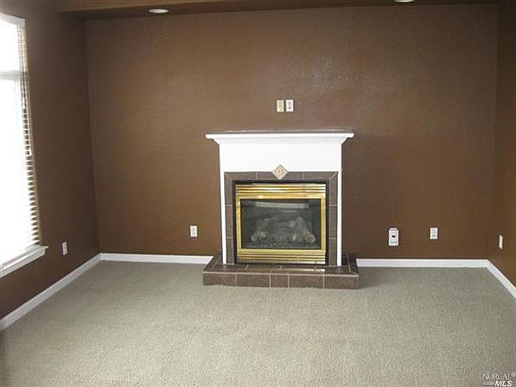 2nd image of 3170 Van Housen Dr