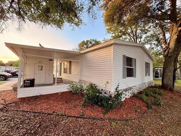 1515 Barkwood Ln
