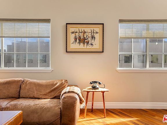 3rd image of 10824 Bloomfield St APT 304