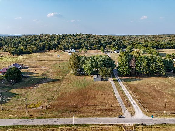 3rd image of 4763 Rock School Rd