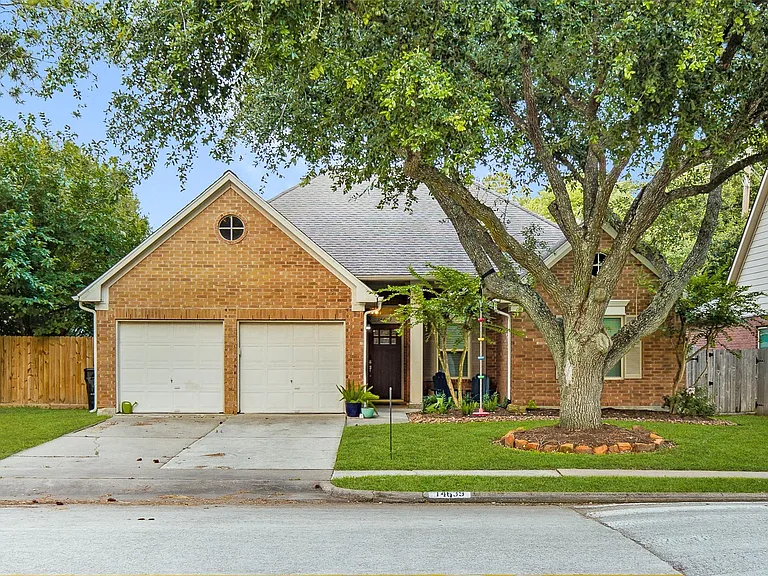 14639 Oak Chase Dr — Photo 1