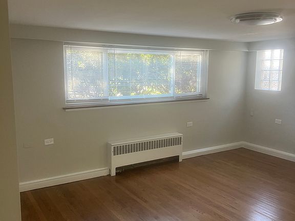 5th image of 6745 N Olmsted Ave #G
