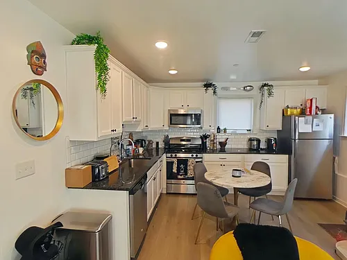 Floor plan 2 Bedroom 1.5 Bathroom
