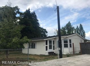 512 Jefferson Ave NW, Yelm, WA 98597