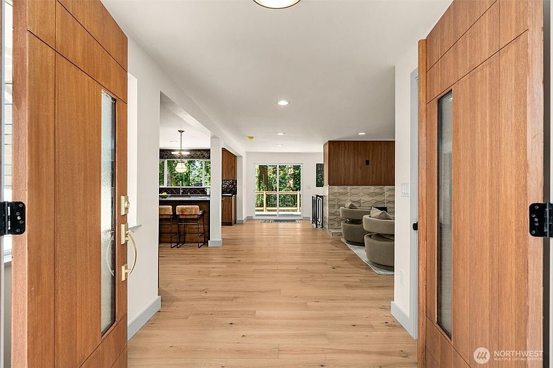4th image of 13237 8th Avenue NW