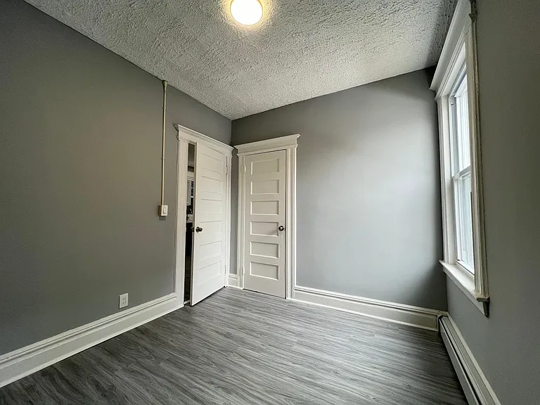 603 S 17th St #1 — Photo 4