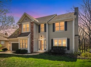 13805 Midland Dr, Shawnee, KS 66216