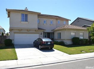 3100 Queens Gate Ln, Modesto, CA 95355