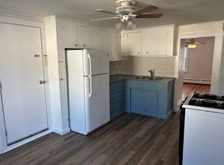 30 Catherine St #2F, Bristol, RI 02809
