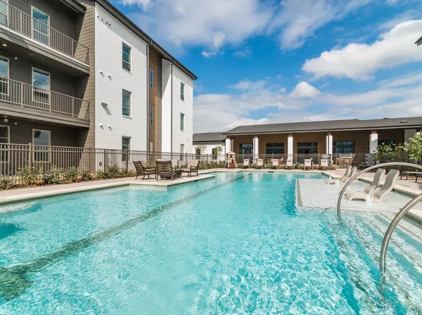 Album Benbrook 55+ Active Adult Apartment Homes