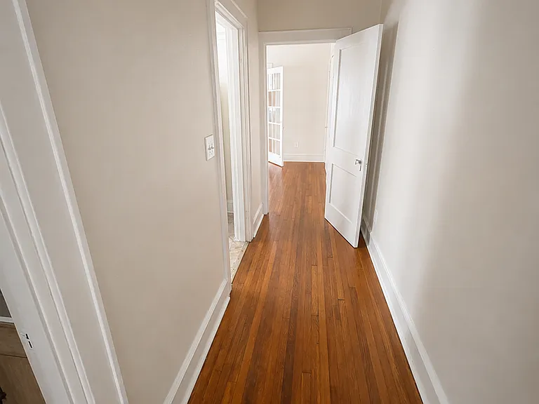 234 & 236 E Rutherford St — Photo 8