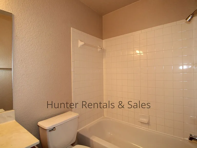 3507B Dustin Ct — Photo 23
