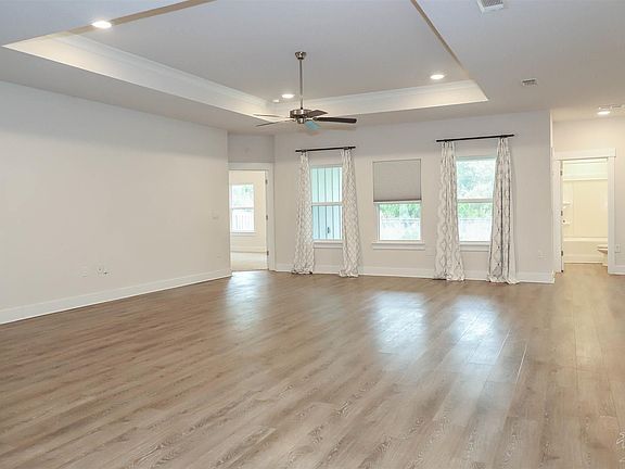 5th image of 1588 Amaya Ln