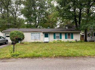 320 Southwood Dr, Michigan City, IN 46360