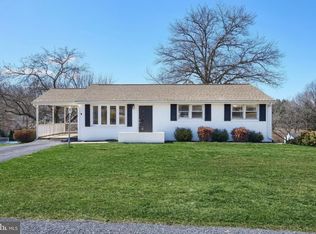 318 Berkshire Rd, Mechanicsburg, PA 17055