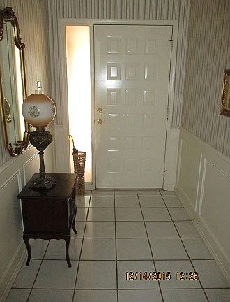 5th image of 4831 Royal Oak Dr