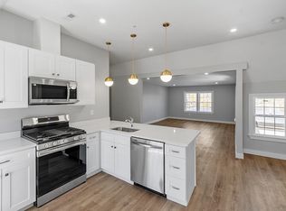 80 South St #8, Fitchburg, MA 01420