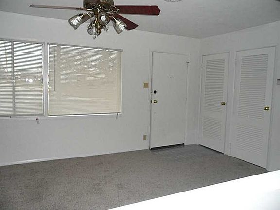 4th image of 307 Blaine Ave