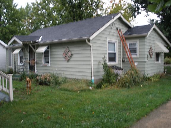 1 br. cottage, rear...