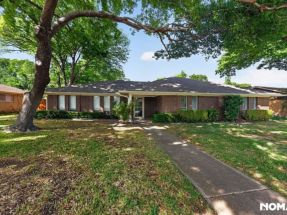 2nd image of 2505 Briarwood Dr