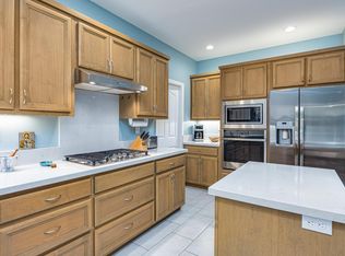 7034 Ara Ln, Carmichael, CA 95608